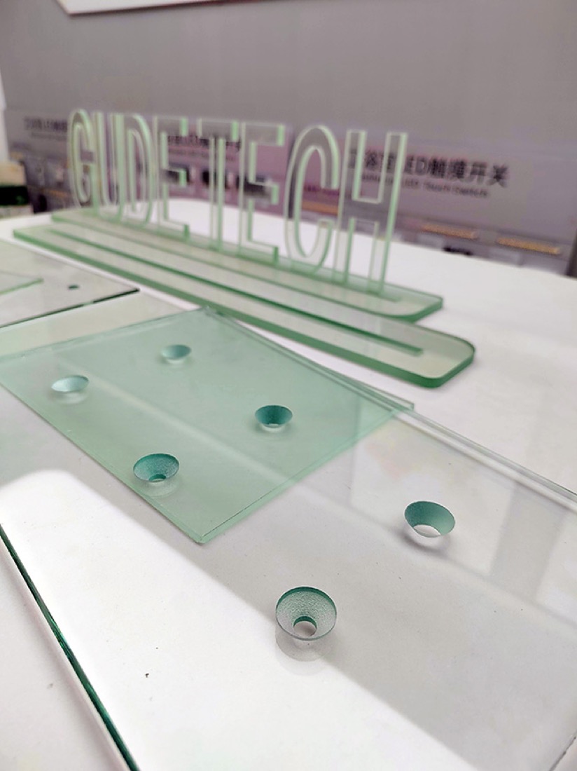 Werkstück, gefertigt auf einer Maschine von Glass Lasers